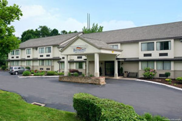 BAYMONT INN & SUITES BRANFORD (Stony Creek)